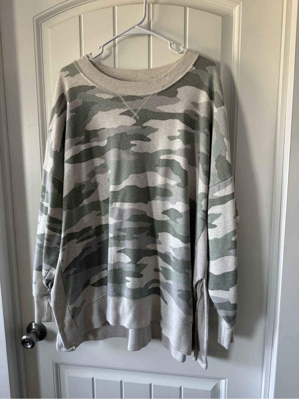 aerie Crewneck